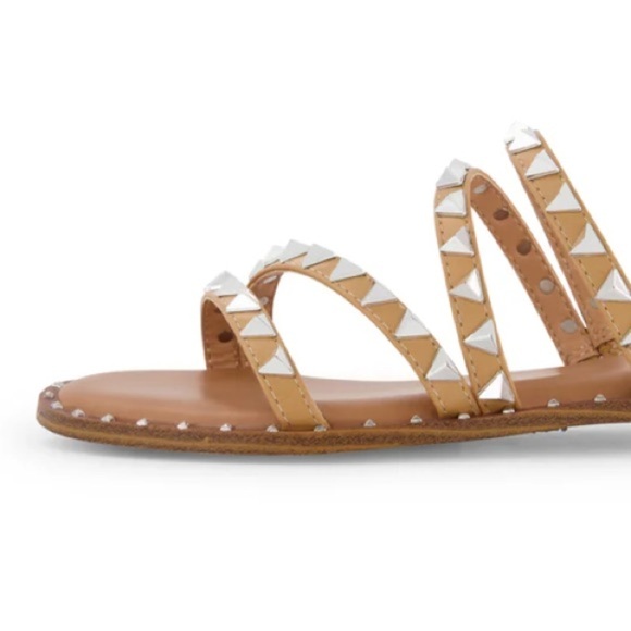 Steve Madden sandals 11 silver Studded Tan Sandals Skyler square toe - Picture 2 of 5